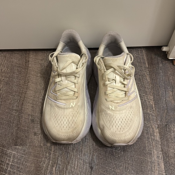 Fresh Foam New Balance - Picture 3 of 6